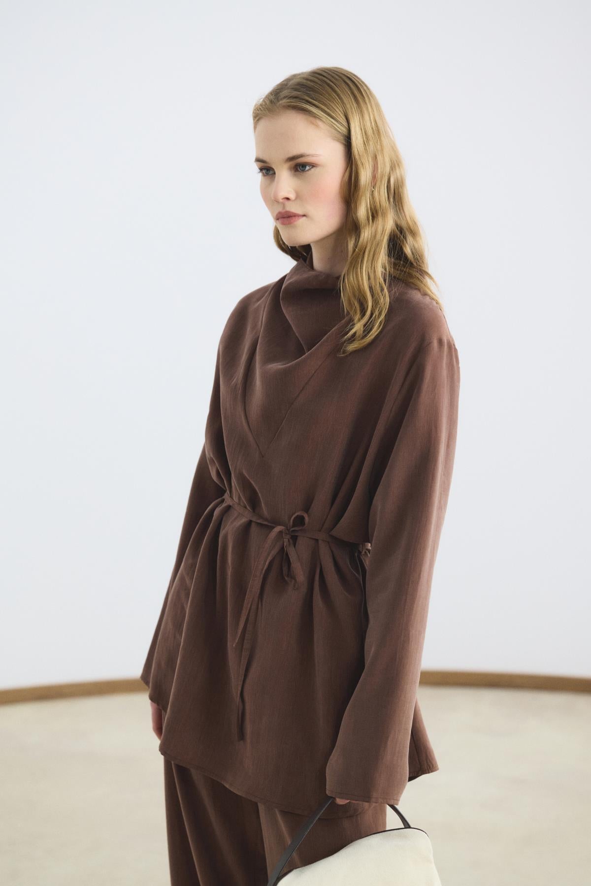 Drape Yaka Tensel Tunik Pantolon Takım Kestane