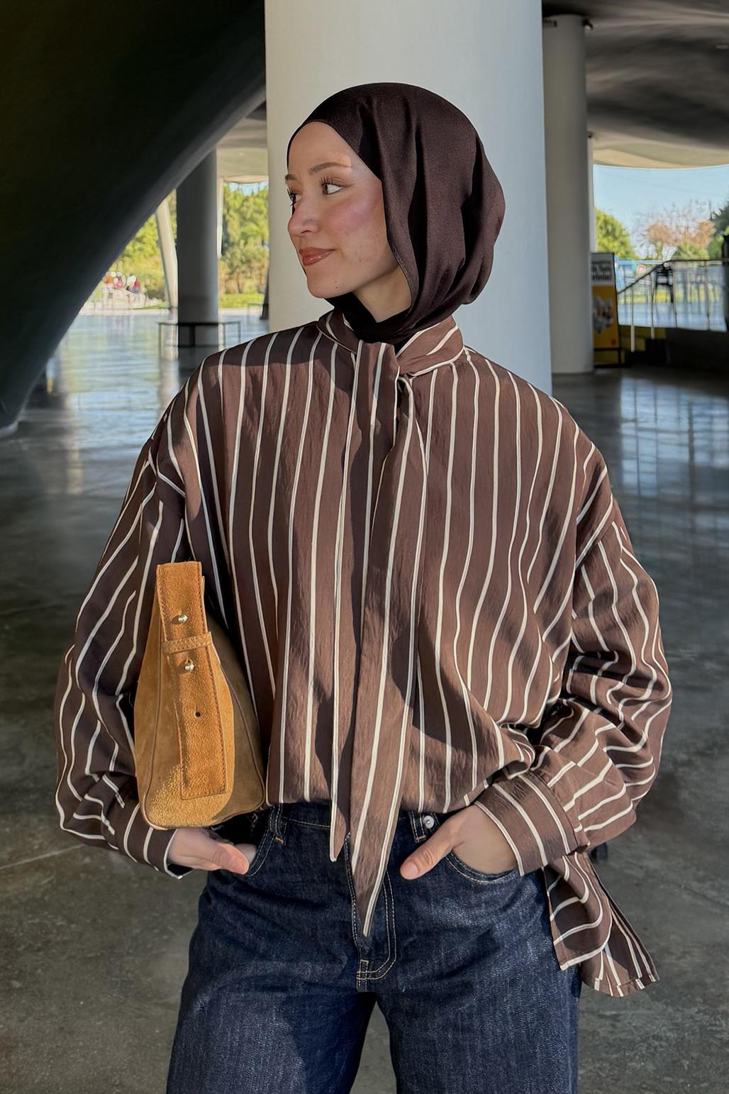 INFLUENCER