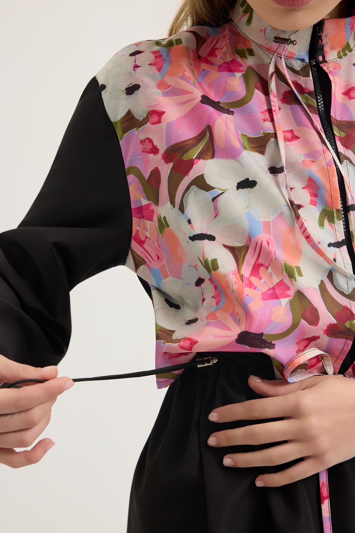 Paraşüt Floral Desenli Bağlmalı Tesettür Mayo Takım Pembe