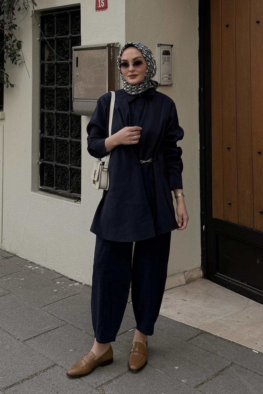INFLUENCER