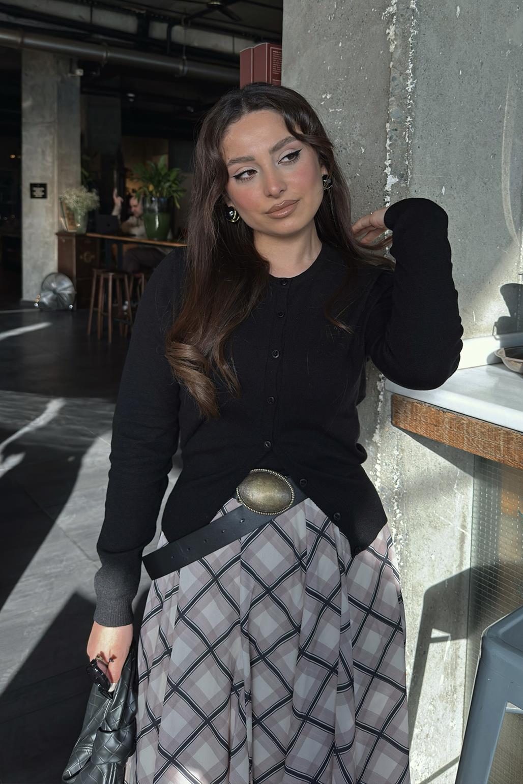 INFLUENCER